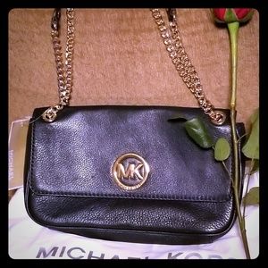 🥀CLEARANCE! NWT MICHAEL KORS NAVY BAG